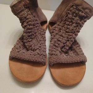 Free People Brown Woven Leather Gladiator Sandals Island Cruiser Size 38 / 7.5